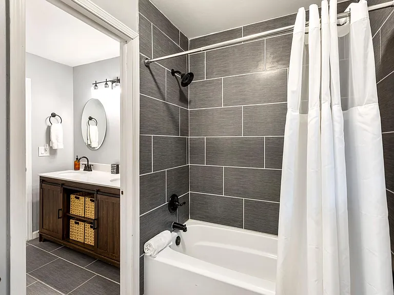 4848 Stuhrberg Dr — Photo 14