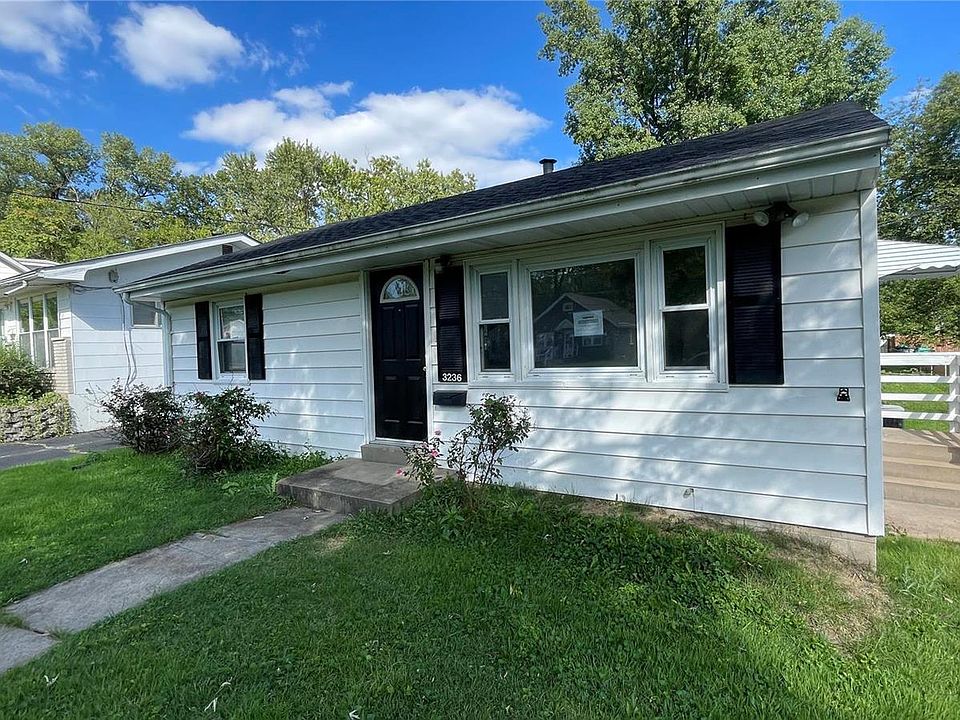 1st image of 3236 Chaucer Ave