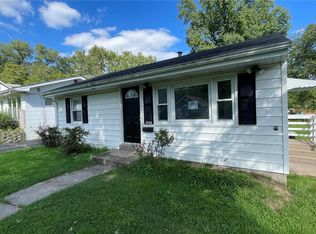3236 Chaucer Ave, Saint Ann, MO 63074