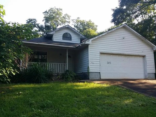 205 Hamilton Ave, Cuthbert, GA 39840