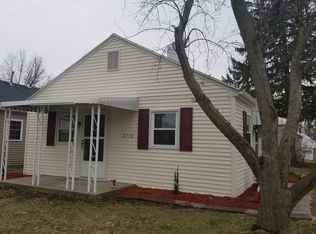 2730 Charlotte Ave, Fort Wayne, IN 46805