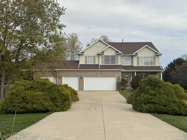 10133 Springborough Dr, Rockford, IL 61107