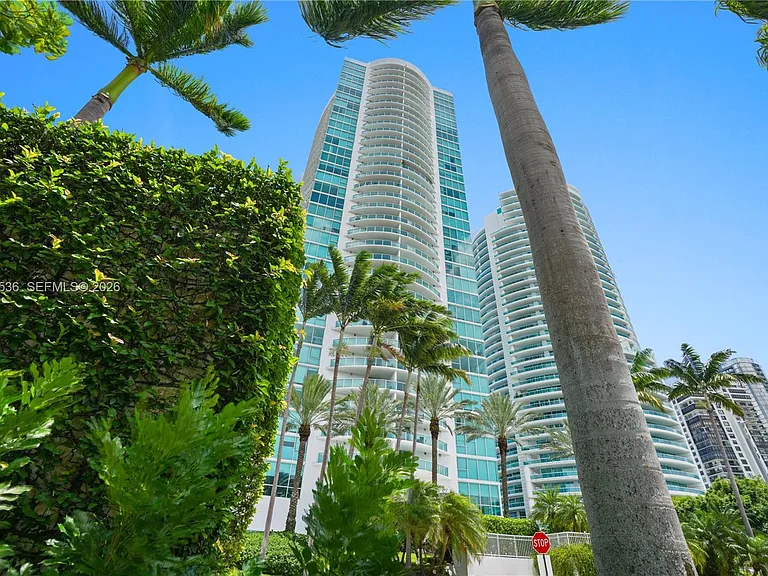 2101 Brickell Ave #3105 — Photo 29