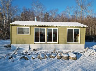 4 Vistaview Rd, Lakeville, ME 04487
