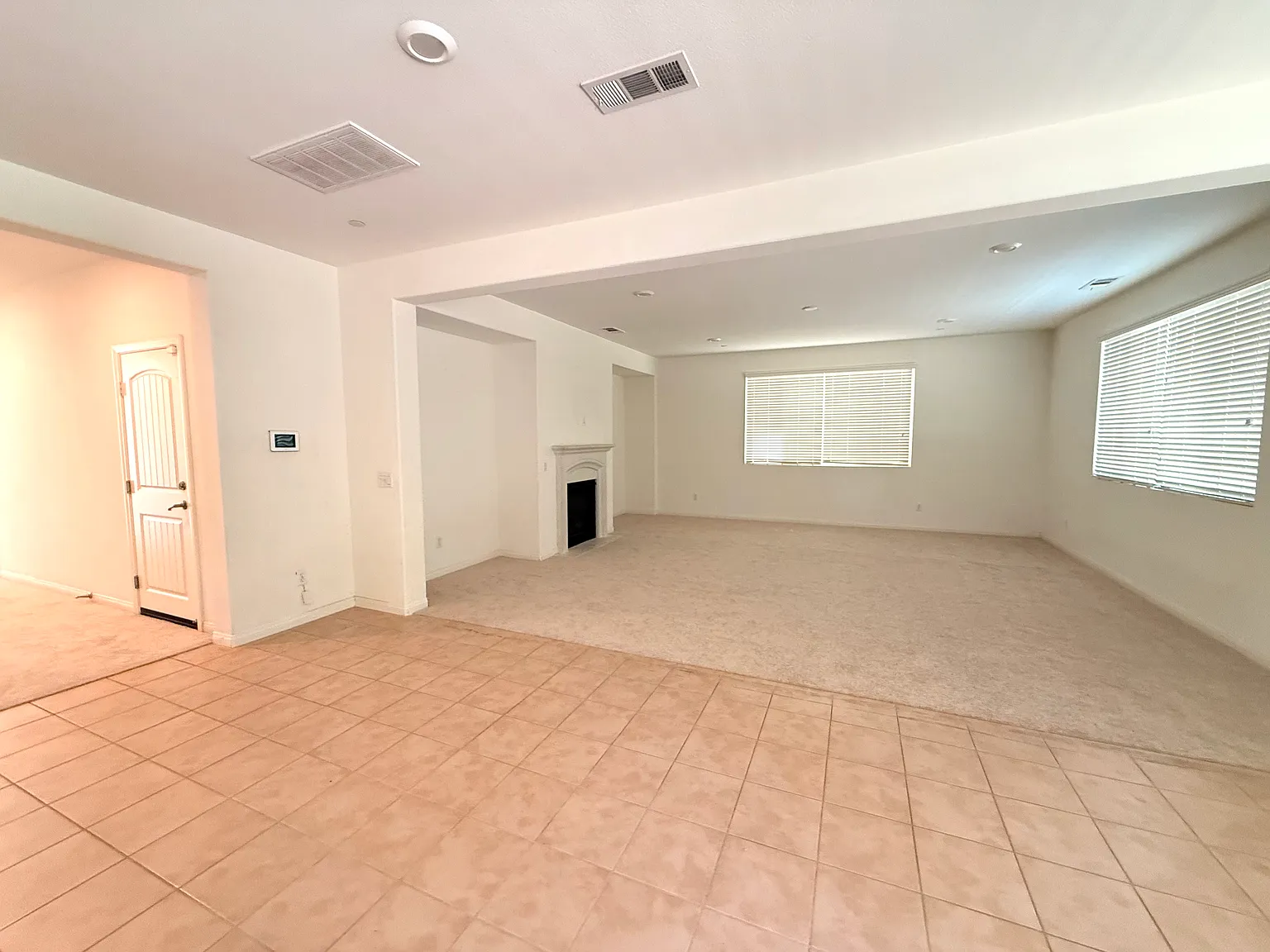 5 bed, 2862 sqft, $4,000 — Photo 4
