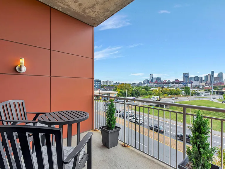 2115 Yeaman Pl #302 — Photo 21