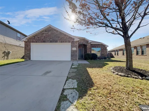 6225 Granite Creek Dr, Fort Worth, TX 76179