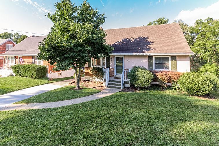1st image of 89 Carran Dr