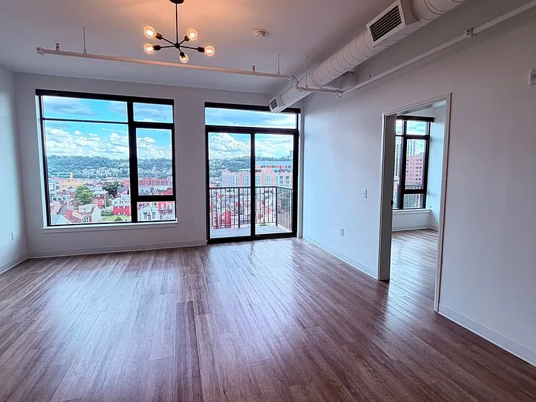 1709 FIFTH AVE — Photo 96