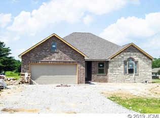 35 N Willow Dr, Madison, IN 47250