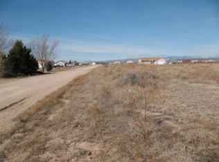 623 E McClave Dr, Pueblo, CO 81007