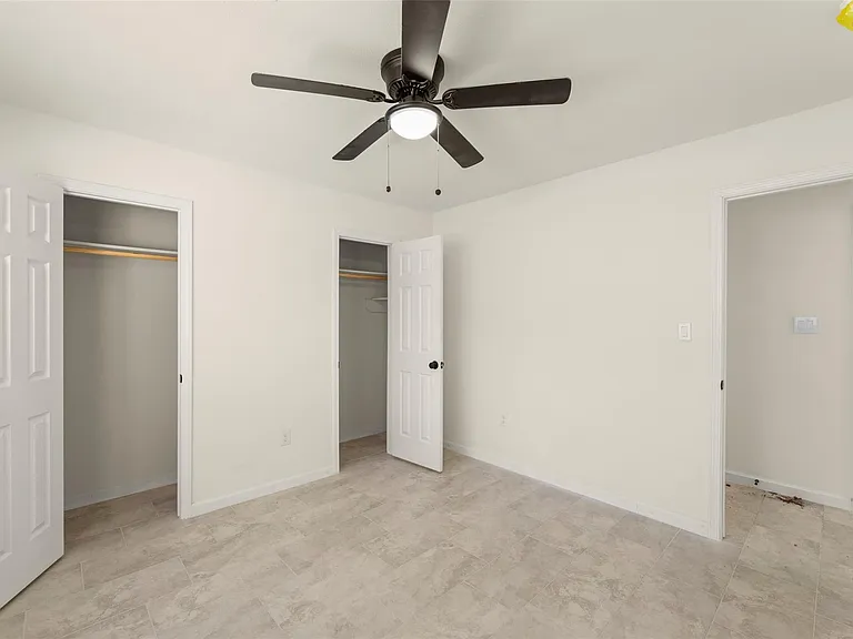 22019 Kenchester Dr — Photo 15