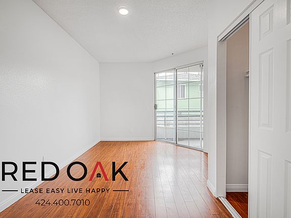 3rd image of 4320 S Centinela Ave APT 104