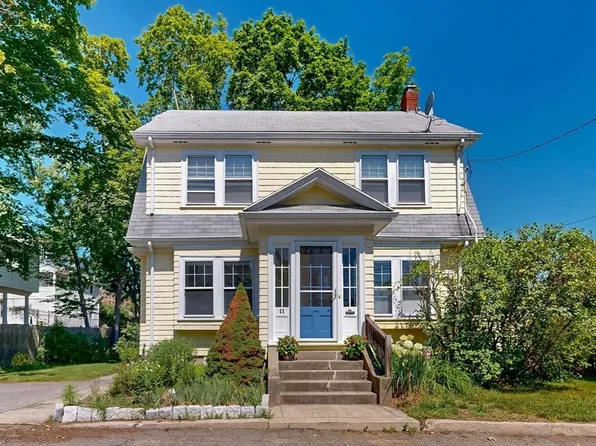 11 Pine Ct, Arlington, MA 02476