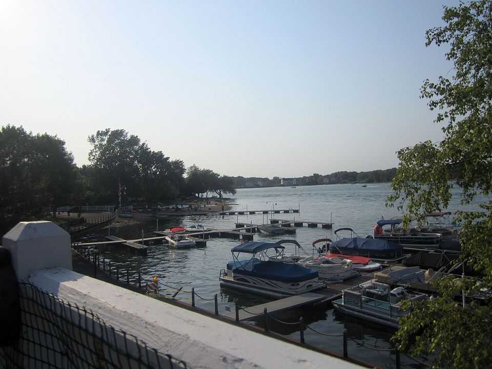 1st image of 581 Marina Ct