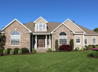 35 Hazel Ct, Southington, CT 06489