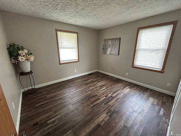 5th image of 1417 Sherwood Dr