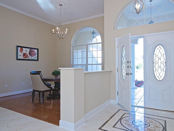 3rd image of 8434 Papelon Way