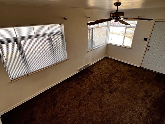 2nd image of 3820 N Vallejo St