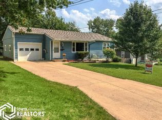 1004 North Ln, Oskaloosa, IA 52577