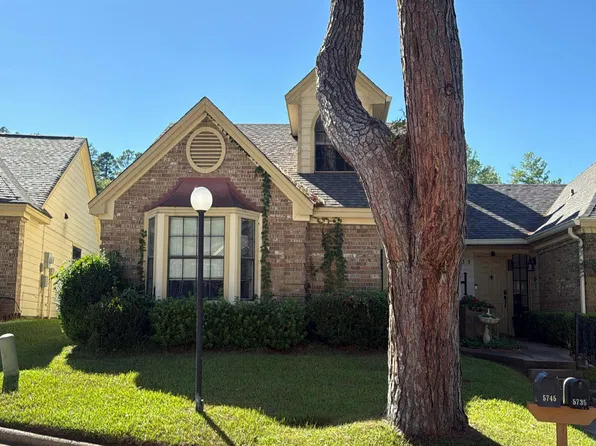 5745 Golden Oaks Dr, Tyler, TX 75703