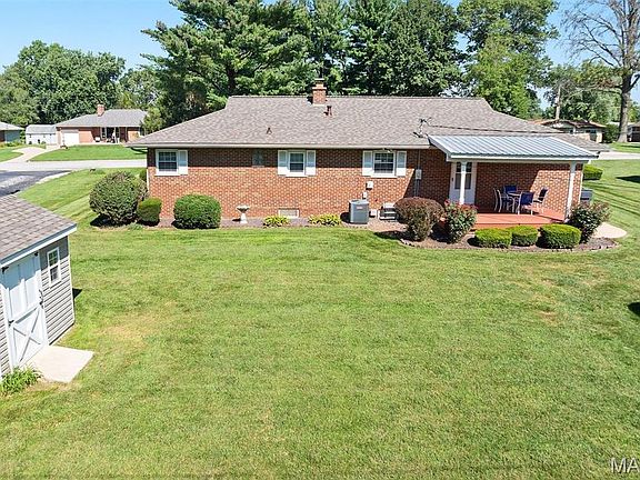 5th image of 112 Cresthaven Dr