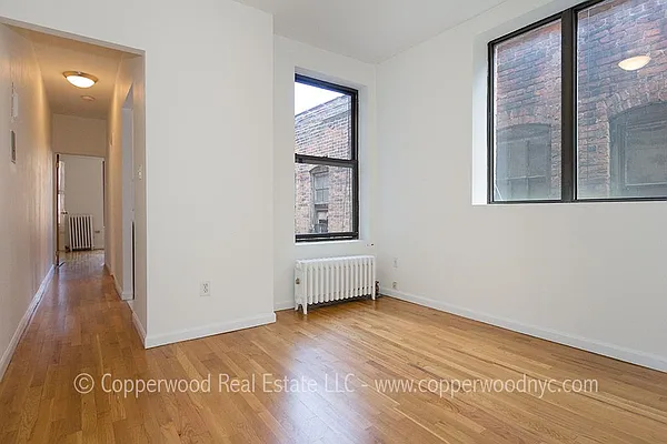 Rented by Copperwood Real Estate | media 14