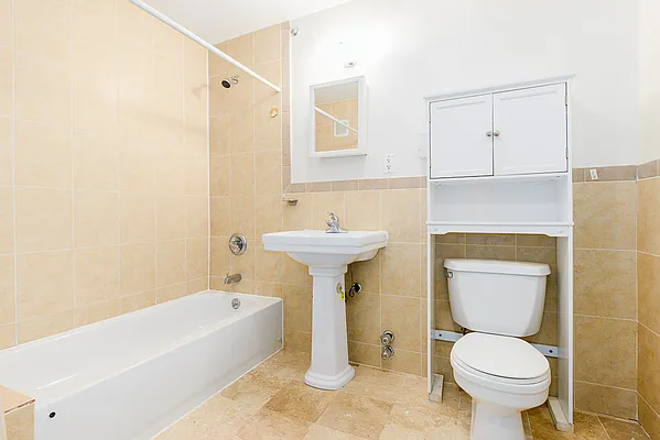 Rented by Bah Realty Group LLC | media 6