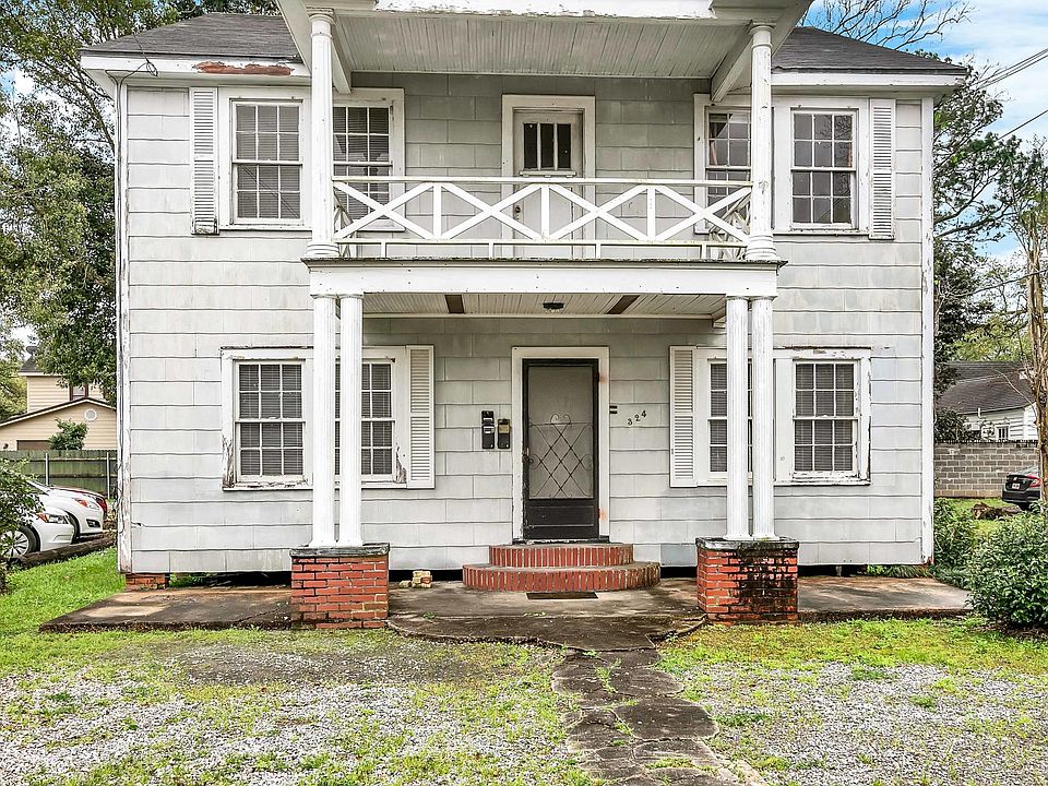 324 General Mouton Ave