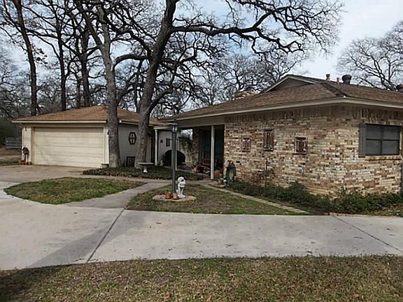 2nd image of 1031 County Road 705