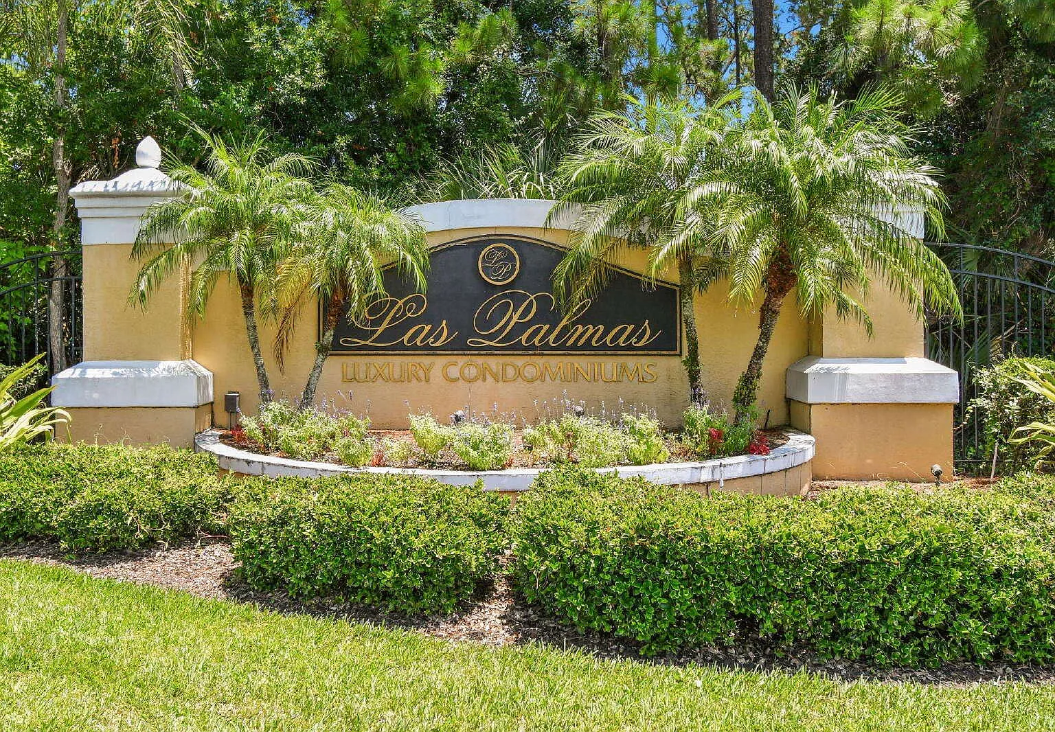 2 bed, 2.0 bath, 1260 sqft, $1,675 — Photo 1