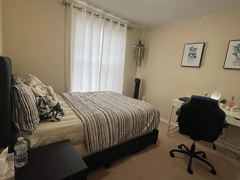 860 Luxton Dr — Photo 23