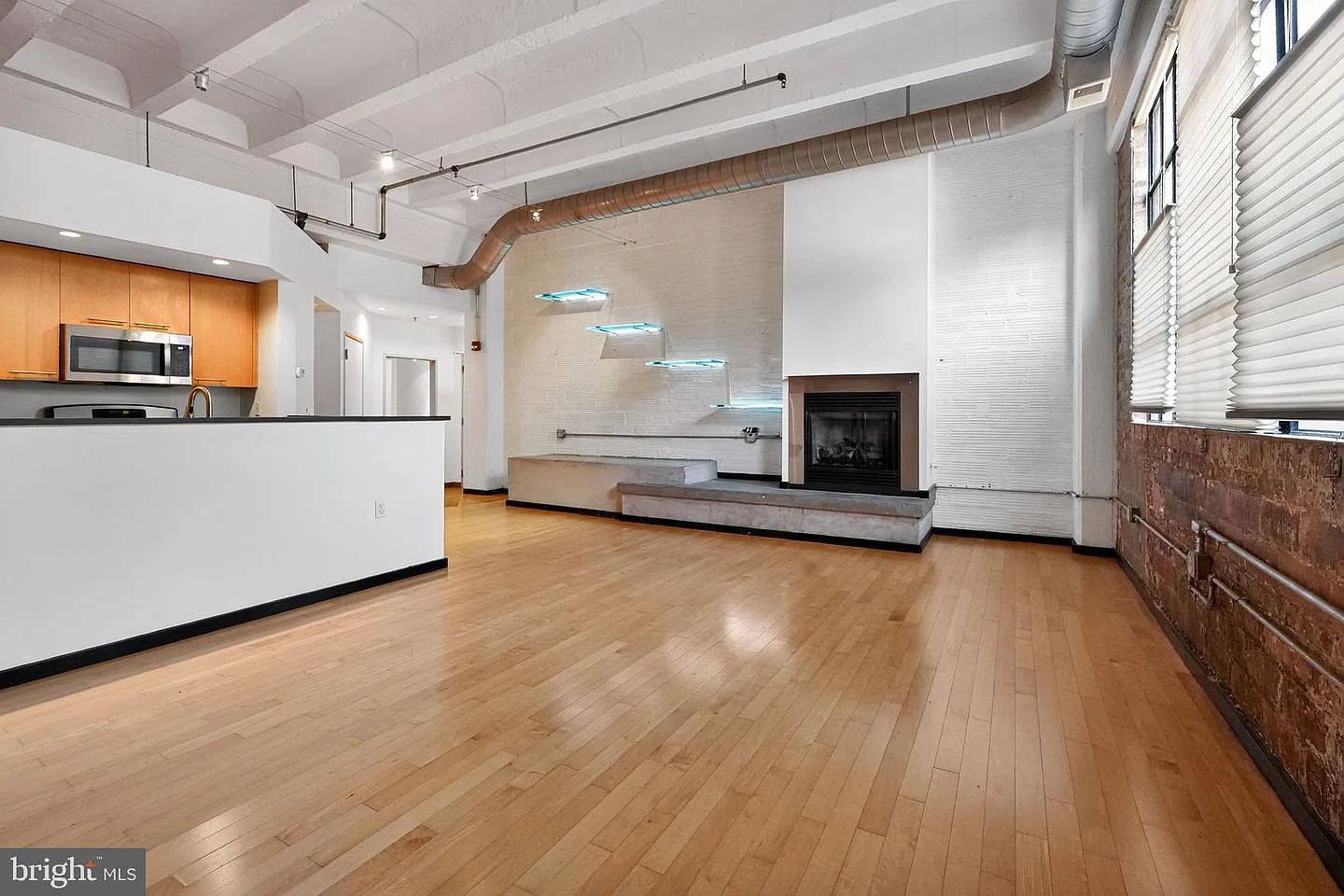 1 bed, 1.0 bath, 787 sqft, $3,000 — Photo 3