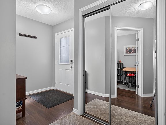 5th image of 436 Reed Cres