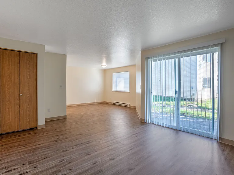 2 bed, 1 bath
