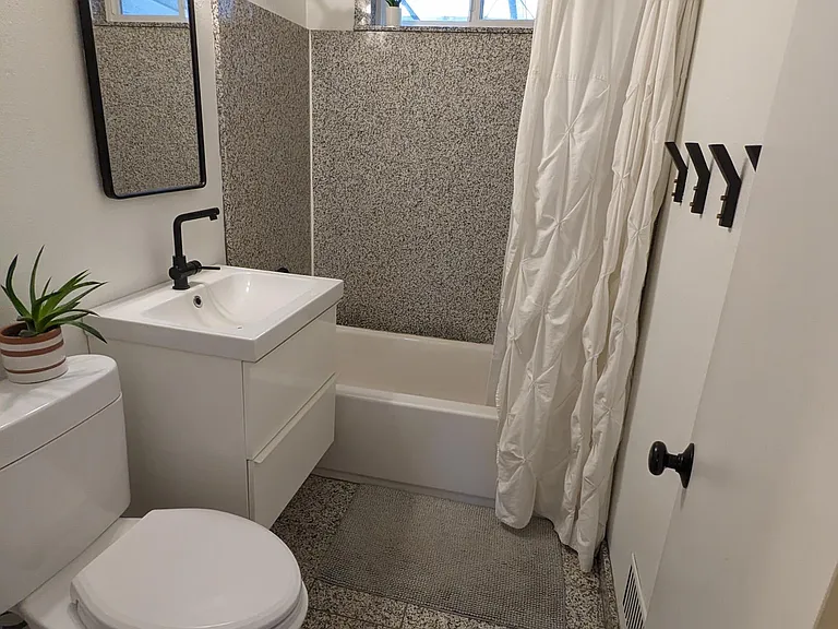 5115 SE 51st Ave — Photo 12