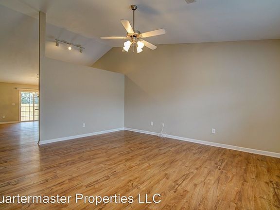 5th image of 227 Stockbridge Dr #899