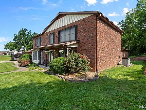 5th image of 816 Ridge Dr