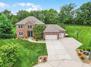 2330 Silver Crest Ct, Washington, MO 63090