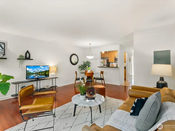 513 142nd Avenue SE #72, Bellevue, WA 98007