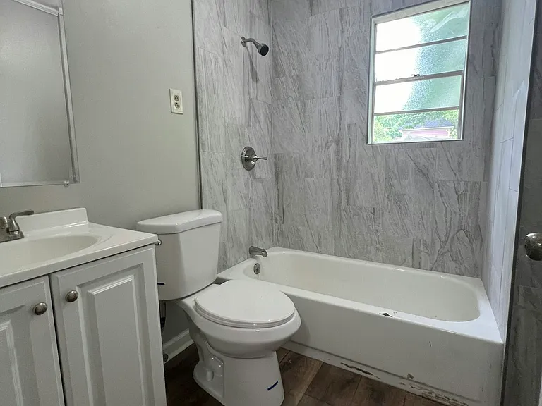 Studio Bath