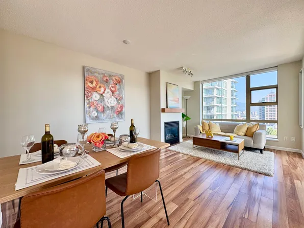 1316 W 11th Ave #905, Vancouver, BC V6H 4G8
