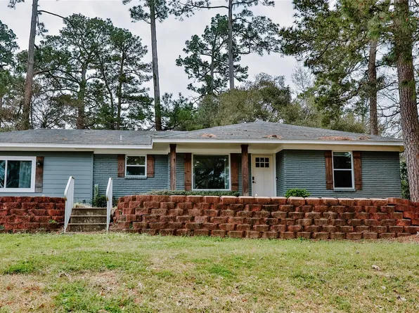 522 Sunview Dr, Livingston, TX 77351