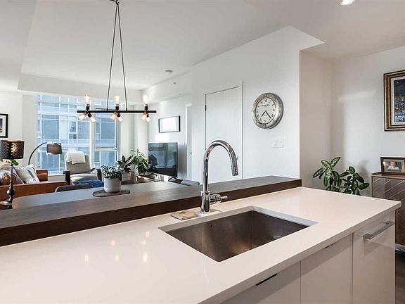 5th image of 108 E Waterfront Ct SW #803