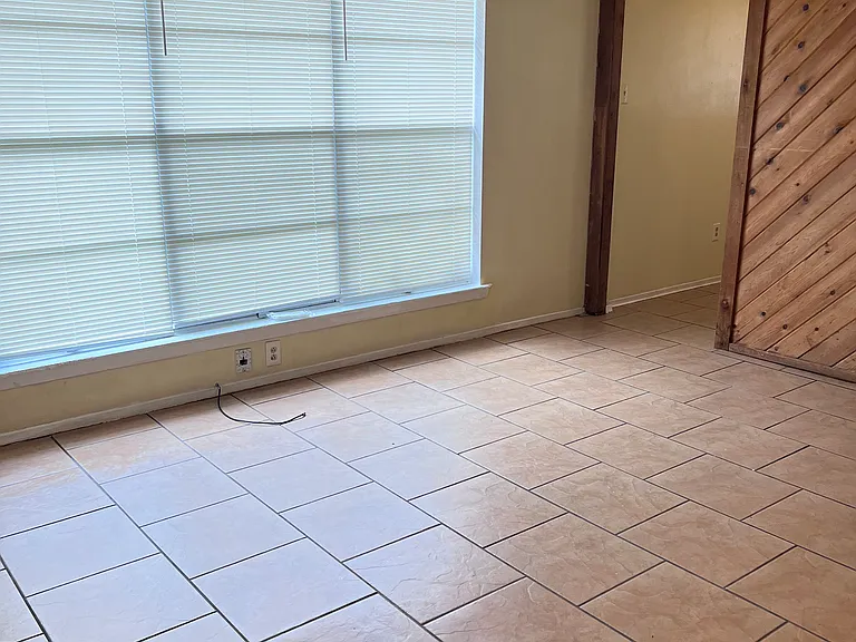 6811 Madewood Dr #1 — Photo 8