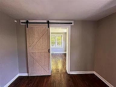 2nd image of 10984 Avenue 352