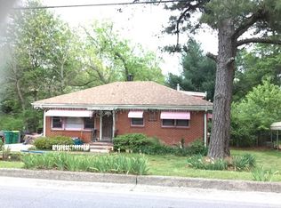 5592 Ash St, Forest Park, GA 30297