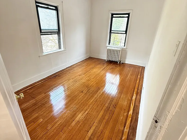 110 Purser Pl #2L — Photo 8