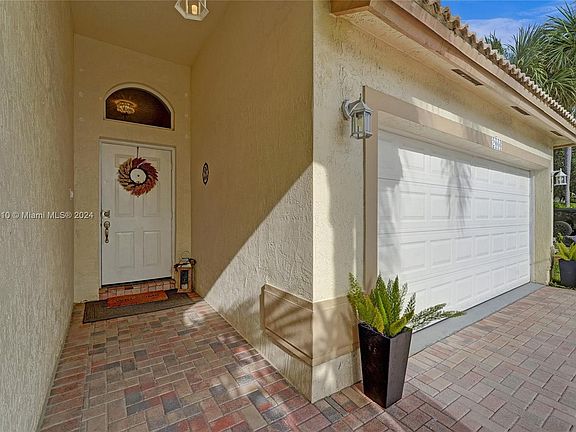 4th image of 2066 NW 171st Ave