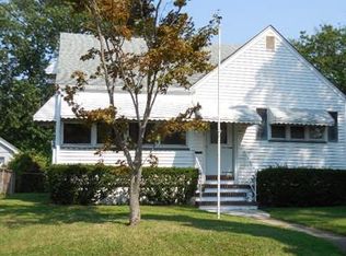 36 C St, Middlesex, NJ 08846